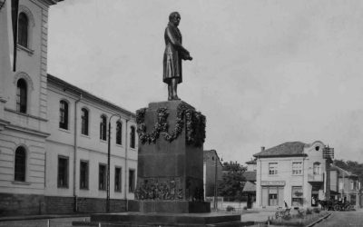 History01