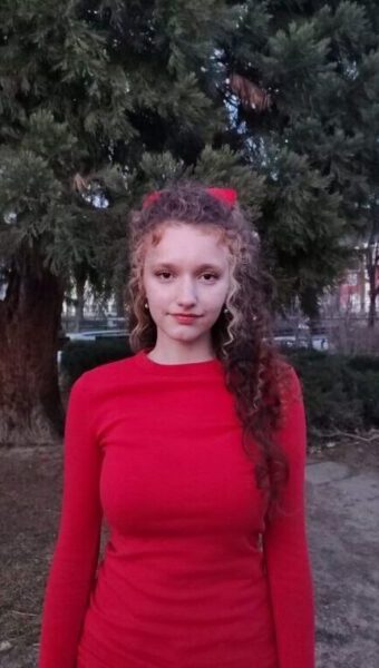 Симона Владимирова 10б